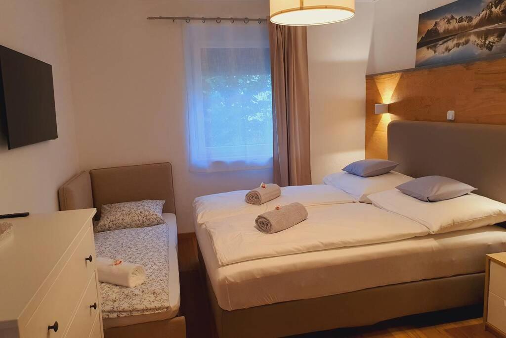 Tiny Kozma Apartment Bodensdorf Luaran gambar